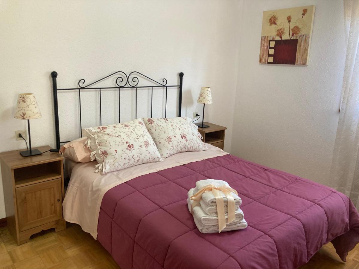 Apartamento En โคลอมเบรส ภายนอก รูปภาพ