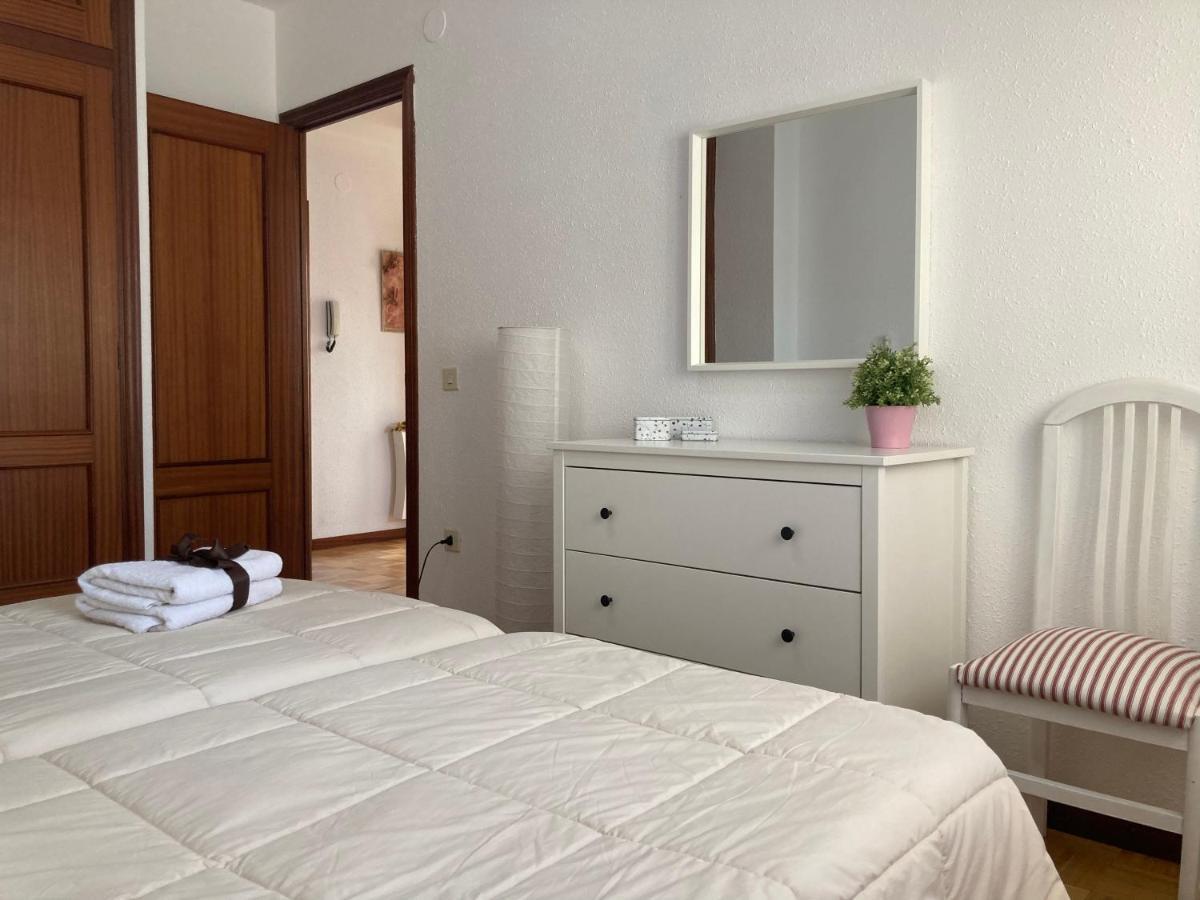Apartamento En โคลอมเบรส ภายนอก รูปภาพ